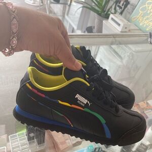 Puma Roma Black Sneakers with Yellow Lining and Multicolor Stripes